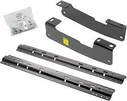 Reese Outboard Fifth Wheel Custom Quick Install Kit (includes #56034 & #30153)